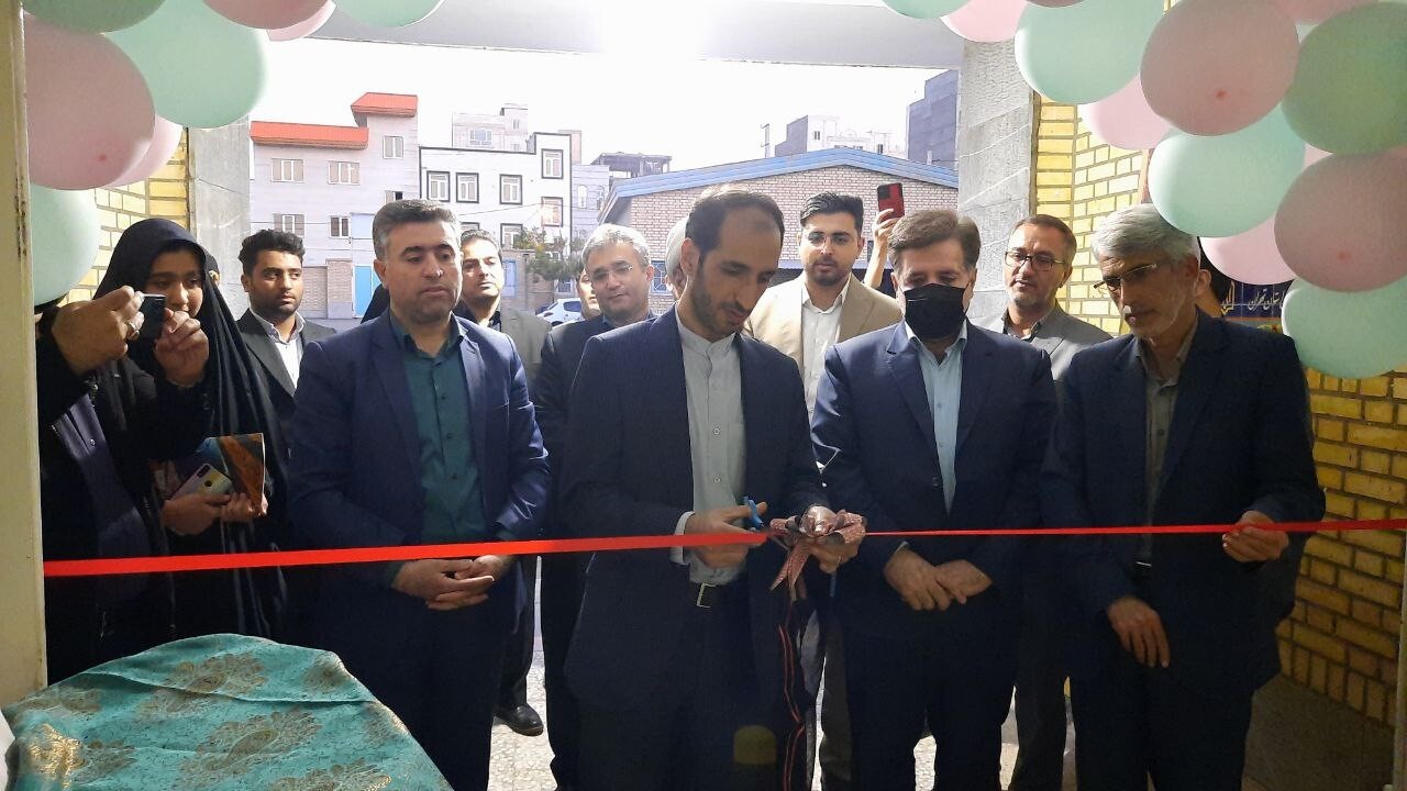 باید به سمت توسعه مراکز پژوهشی و کار آفرینی پیش برویم