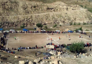 معرفی برترین های مسابقات فوتبال زمین خاکی در میلاس لردگان