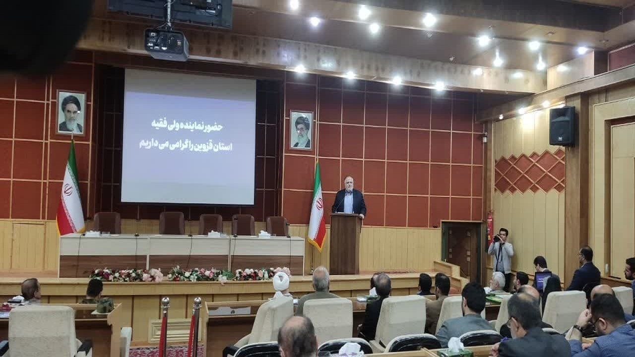 تاکید استاندار قزوین بر رفع محرومیت در برخی از مناطق
