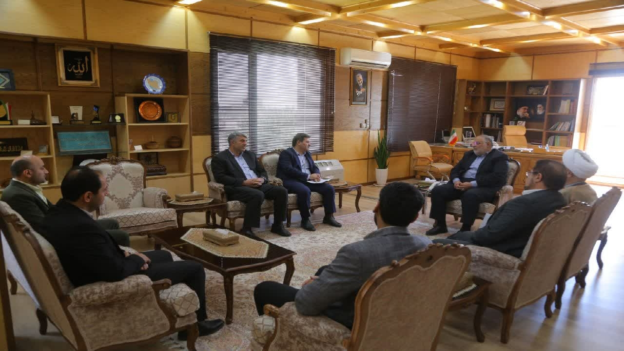 با زمین خواری در مناطق روستایی با قاطعیت برخورد شود