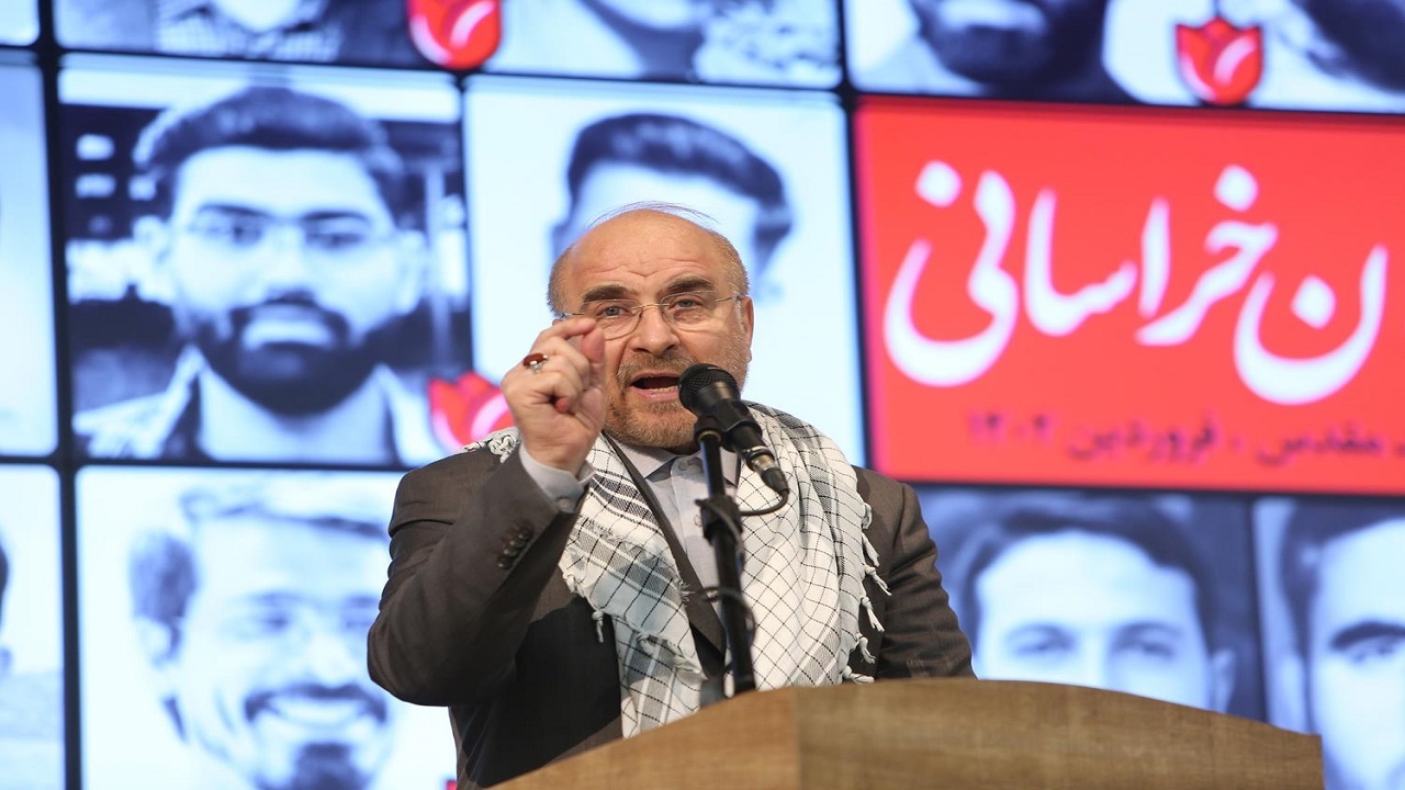 الگوی تحول و حل مسائل کشور باید فرهنگ دفاع مقدس باشد