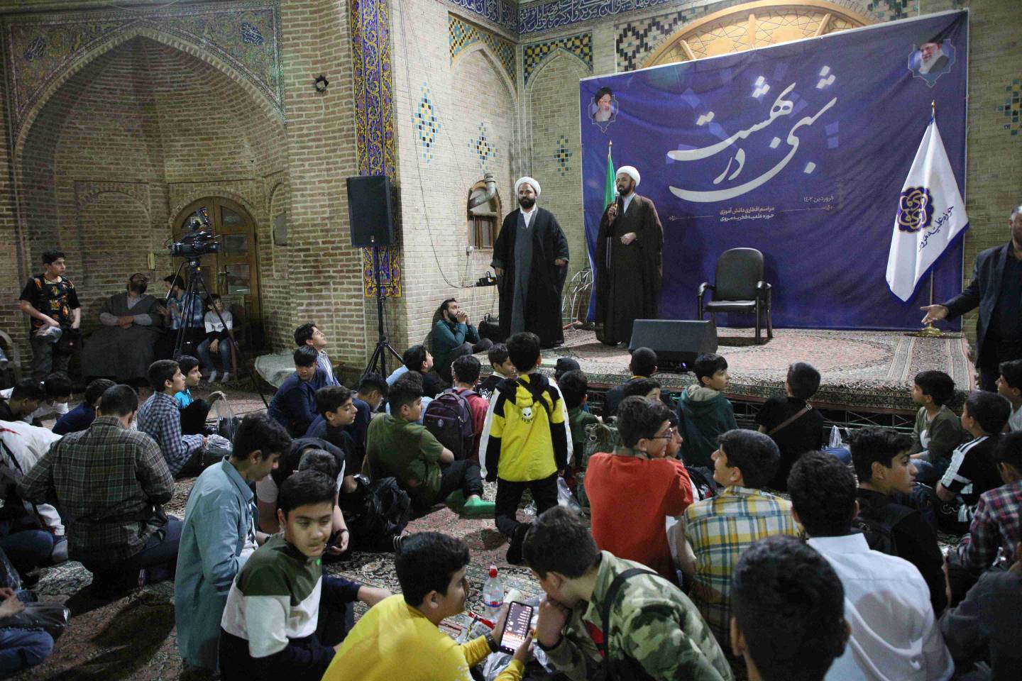 برگزاری مراسم روزه اولی