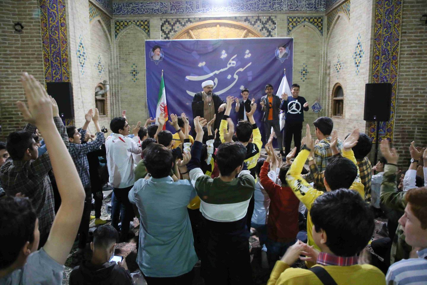 دانش آموزان روزه اولی در تهران