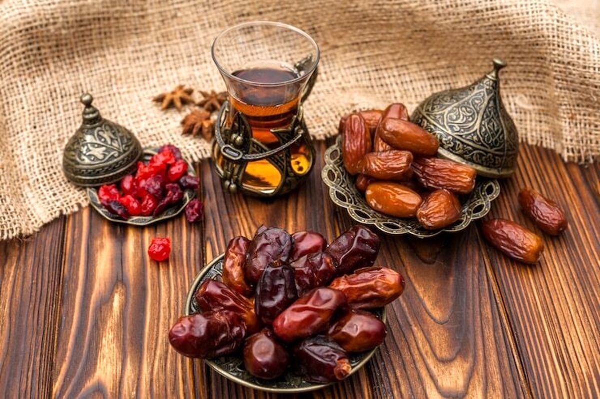 بررسی قیمت انواع خرما در بازار امروز