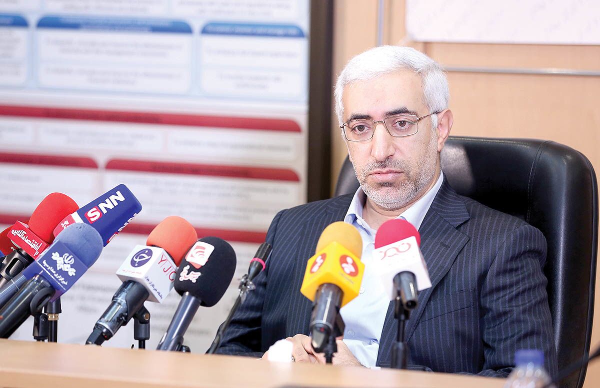 ورود صندوق‌های بازنشستگی تکمیلی به بازار سرمایه/ مجوز تأسیس بورس بین‌الملل را صادر کردیم