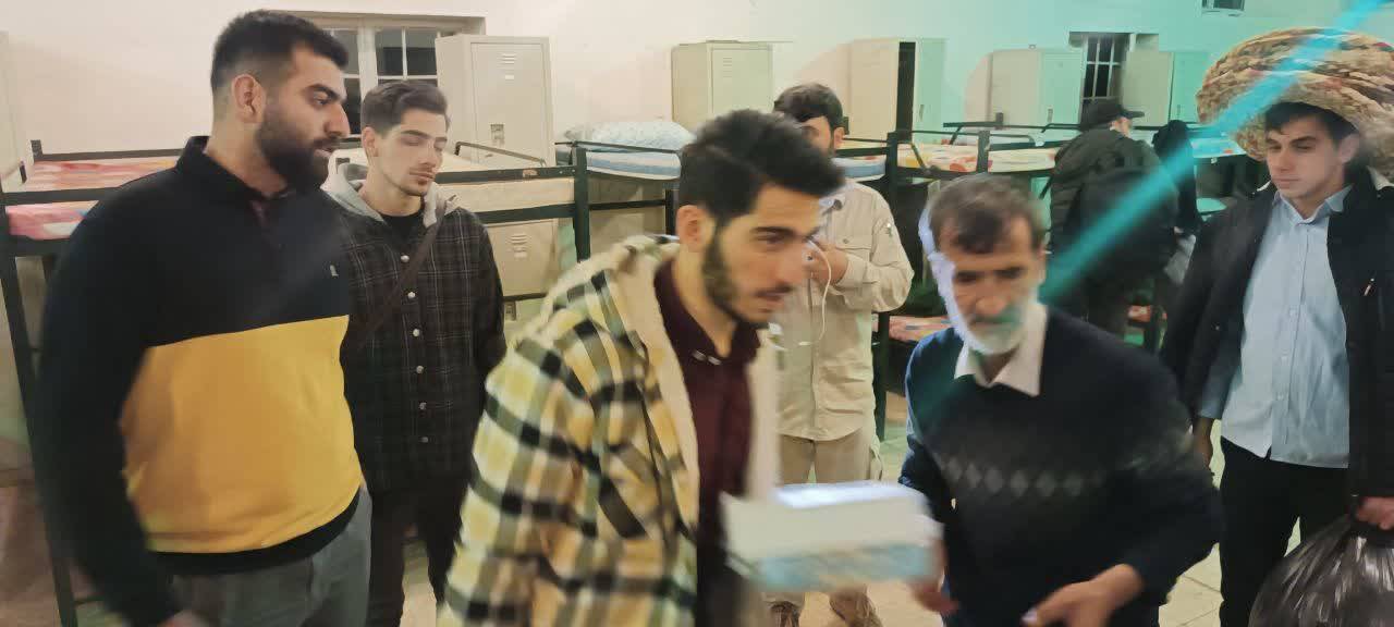اهدای جوایز