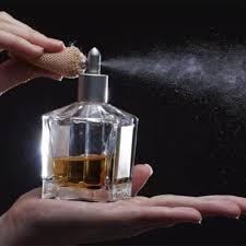 قیمت عطر زنانه در بازار+ جدول