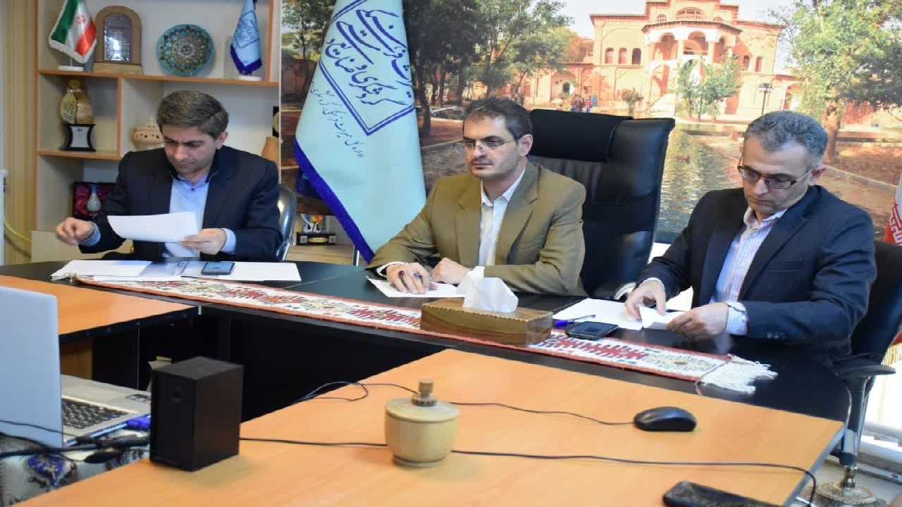 افزایش ۶۳ درصدی ورود گردشگران خارجی به کردستان / بیش از ۱۰۶ هزار نفر در استان اسکان یافتند