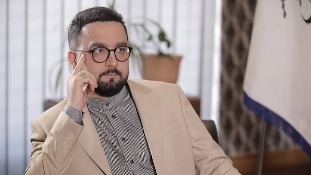 تئاتر هنری زیبا به وسعت جهان است