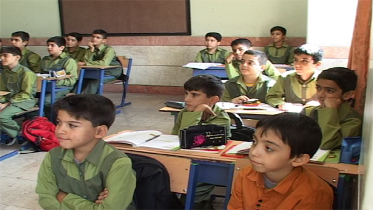 اعتکاف علمی دانش آموزان لرستانی در نوروز