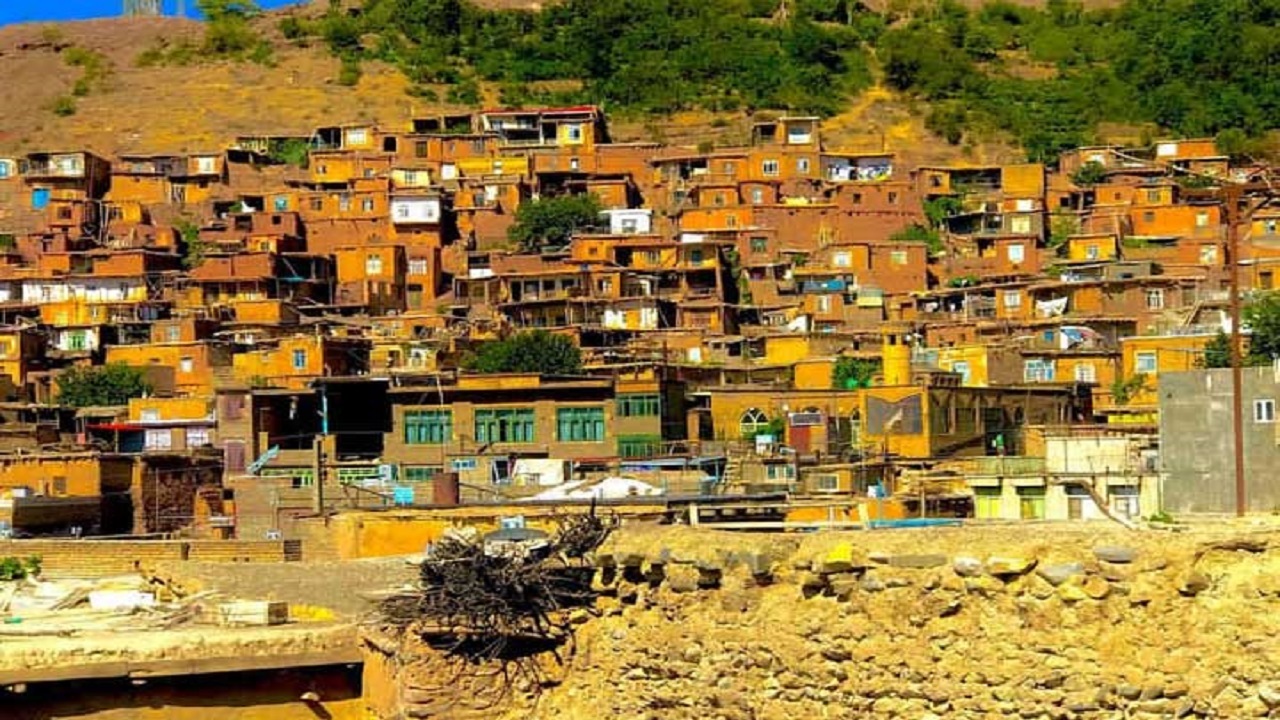 خرو، پایتخت لواشک های رنگارنگ ایران در خراسان رضوی+ عکس