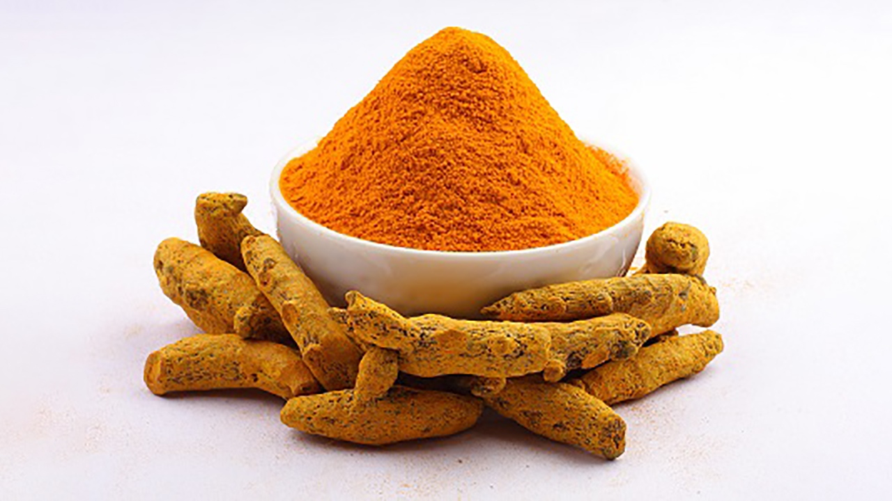 آشنایی با خواص زردچوبه + فیلم