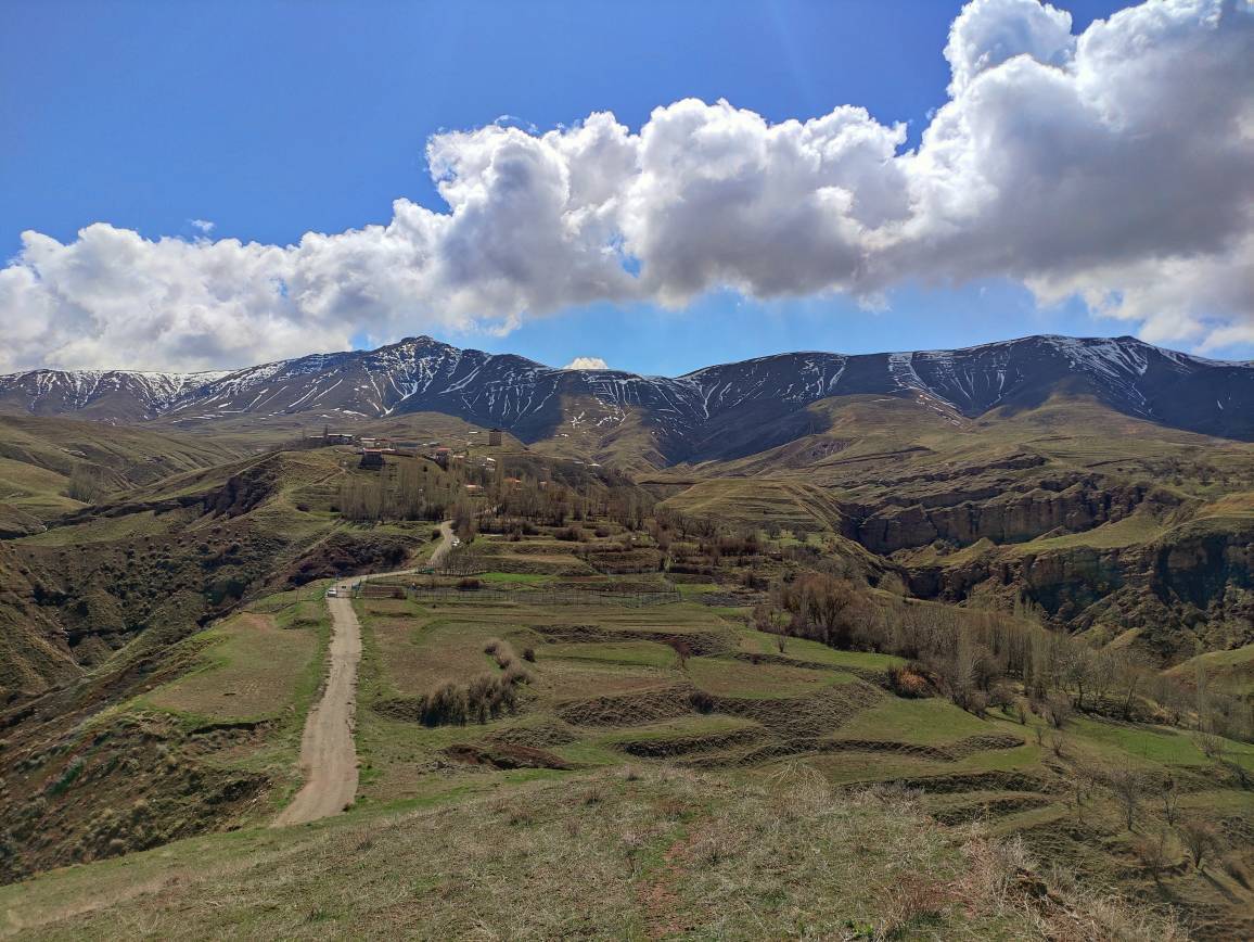 طبیعت کوهستانی طبیعت کوهستانی
