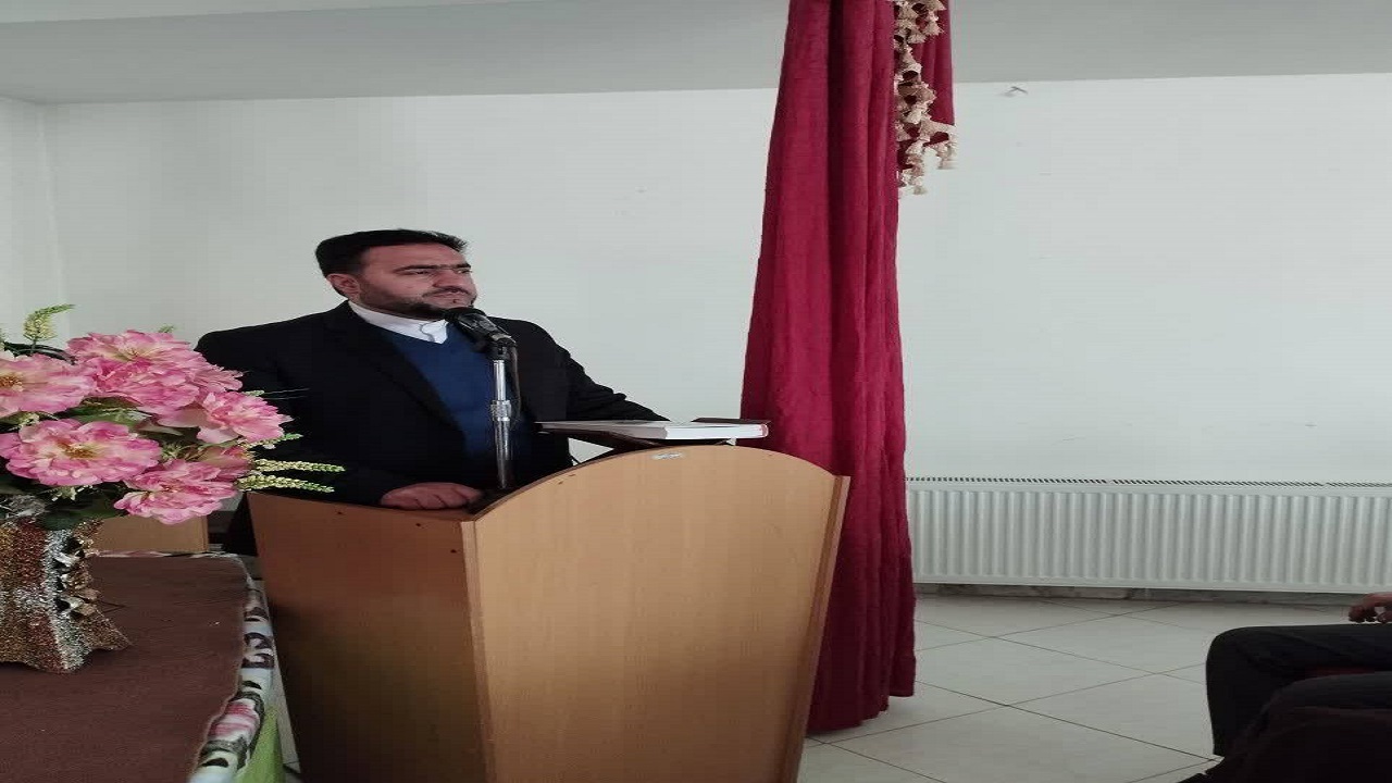 روحانیون تلاش خود را در جهت جذب حداکثری انجام دهند