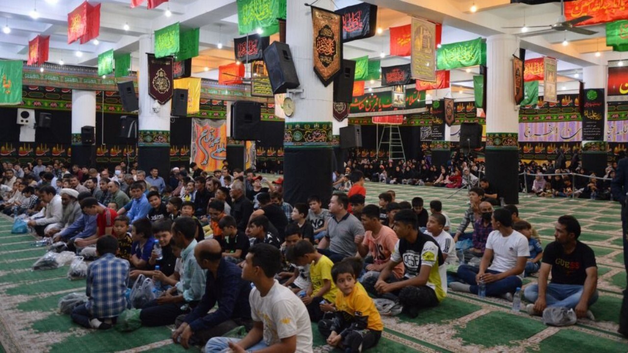 محافل انس با قرآن کریم مهاجرین افغانستانی در ماه رمضان + فیلم