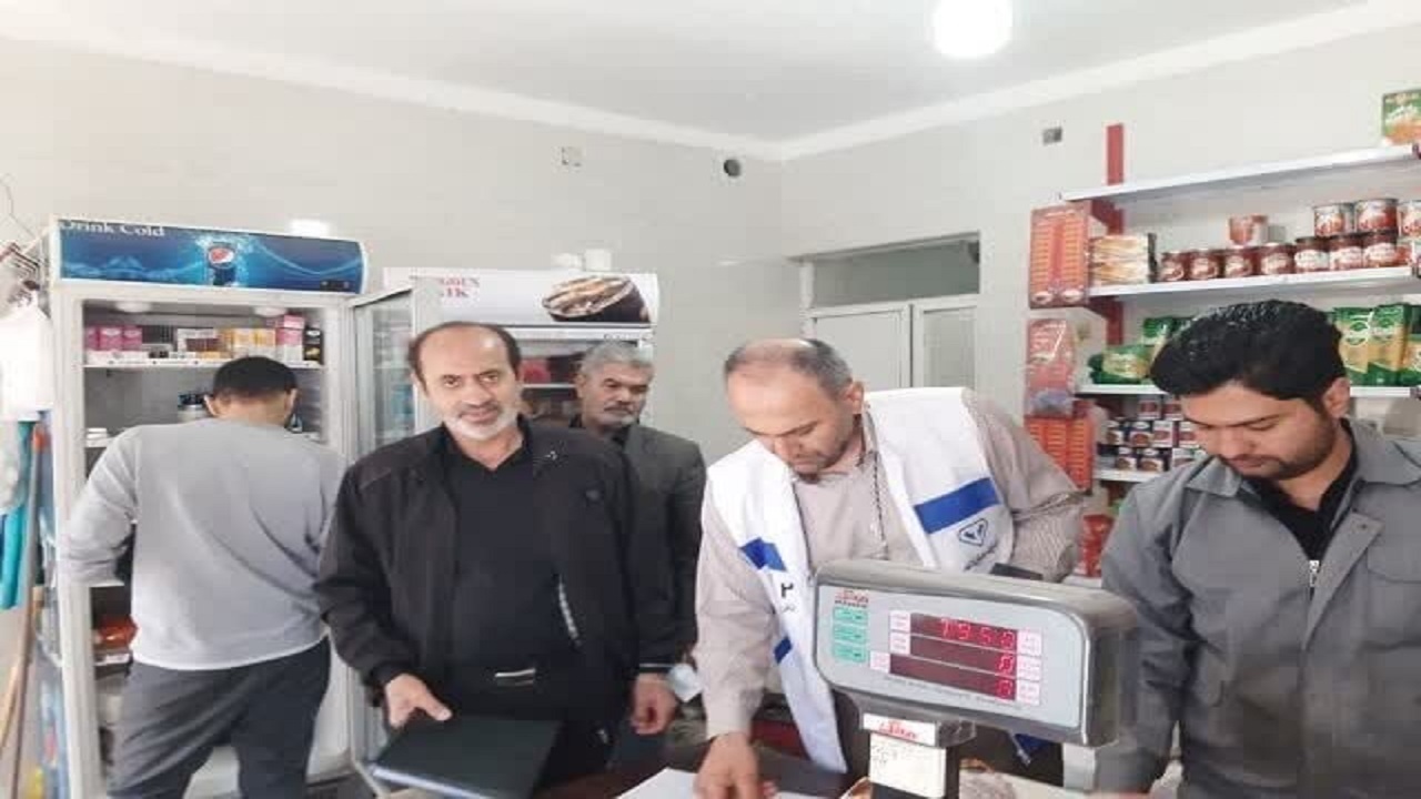 انجام بیش از ۳۵۰۰مورد بازدید ازمراکز عرضه فراورده های خام دامی در سیستان