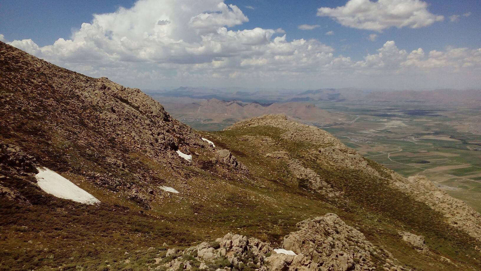 هوای بهاری روستای قلغه تک لذت نوشیدن چای ذغالی در طبیعت بهاری روستای قلعهتک چهارمحال و بختیاری + فیلم و تصاویر
