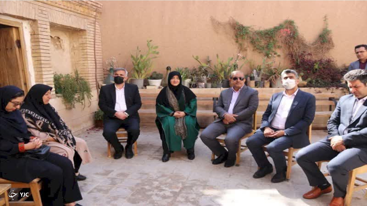لزوم برنامه‌ریزی در ایجاد بازار‌های جدید و فروش محصولات صنایع‌دستی