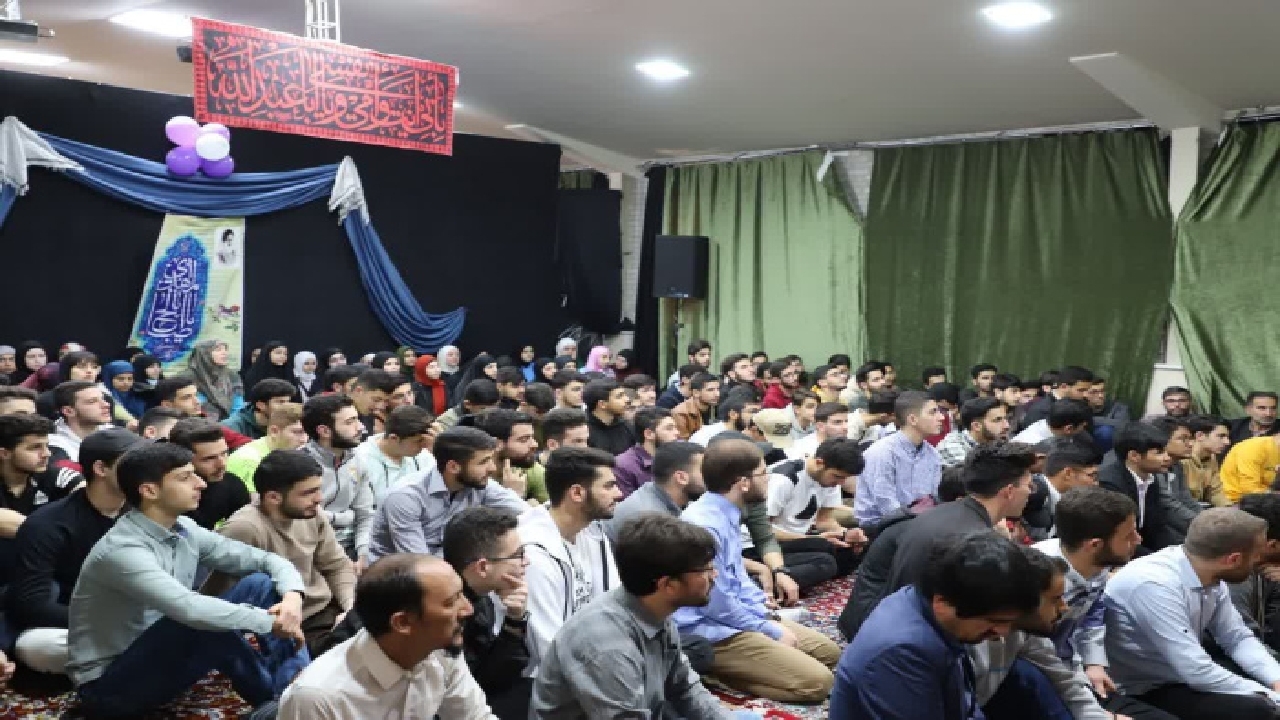 تاکید معاون وزیر علوم بر حل مشکلات دانشجویان دانشگاه بین الملل