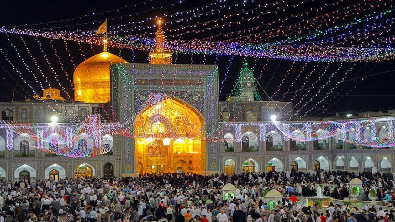 ورود بیش از ۴۰۰ هزار زائر در روز گذشته به مشهد