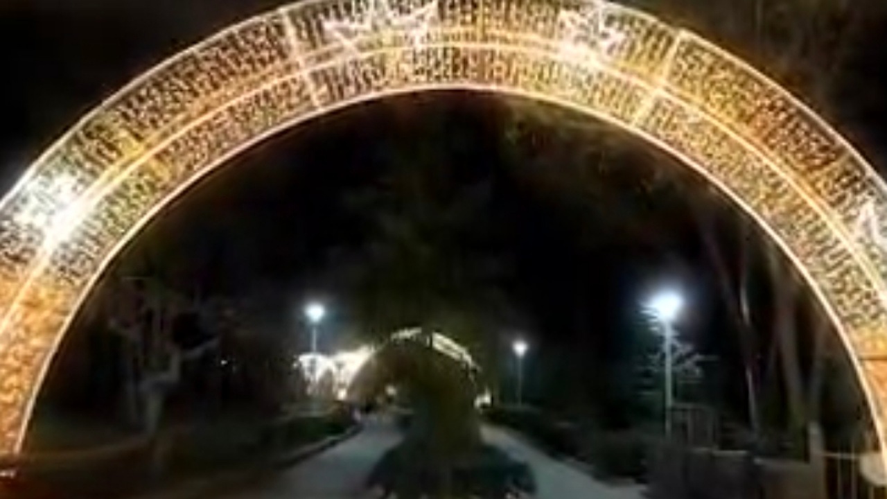 نورپردازی شبانه اصفهان در نوروز ۱۴۰۲