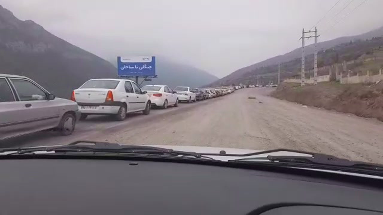 ترافیک سنگین در محور چالوس و آزاد راه تهران شمال + فیلم