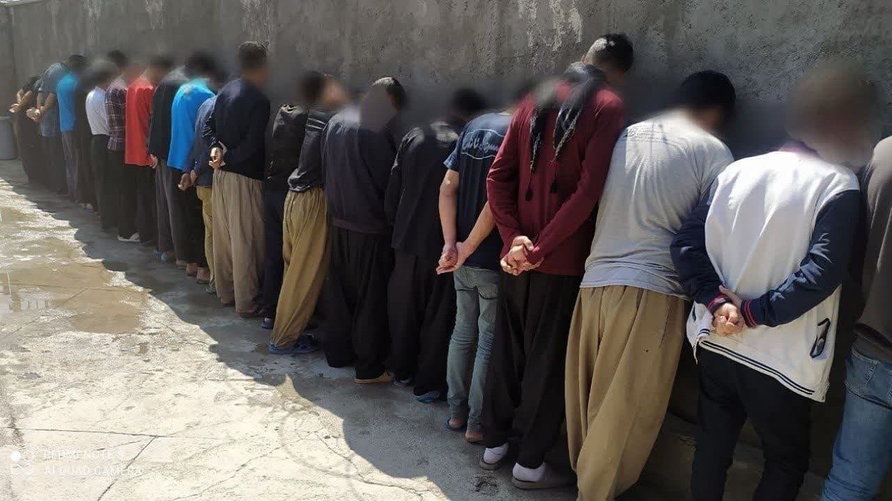 جمع آوری حدود ۴۰۰ معتاد متجاهر در آذربایجان غربی/ کشف ۳۵۰ کیلوگرم مواد مخدر