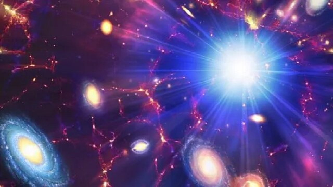 نخستین لحظات تولد جهان هستی چگونه بوده است؟