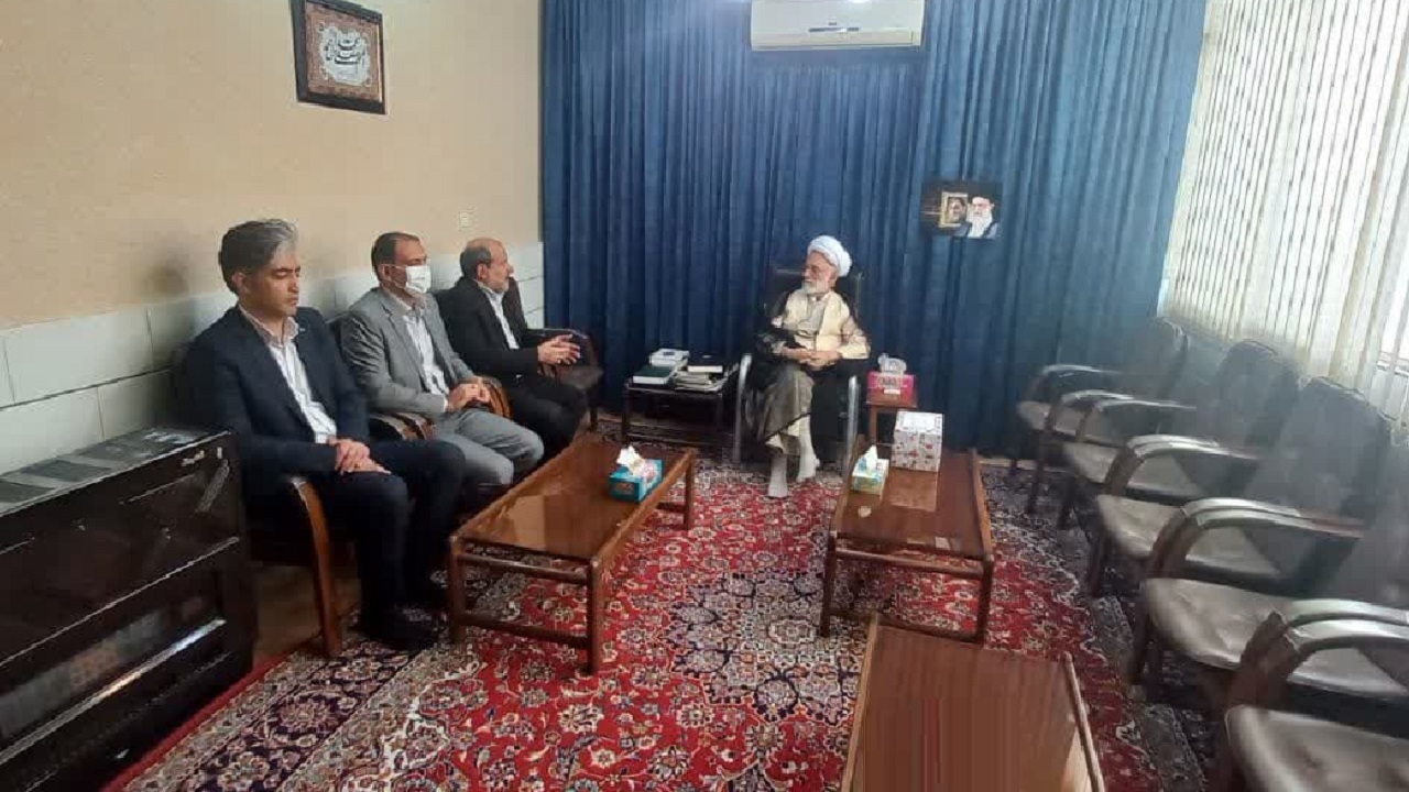 حجم نقدینگی کشور زیاد است و باید به سمت تولید برود