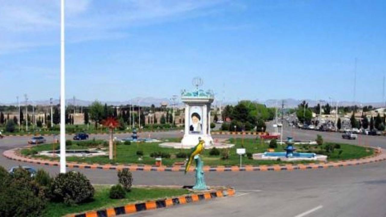 شهر ۱۰۰۱ جاذبه کجاست؟