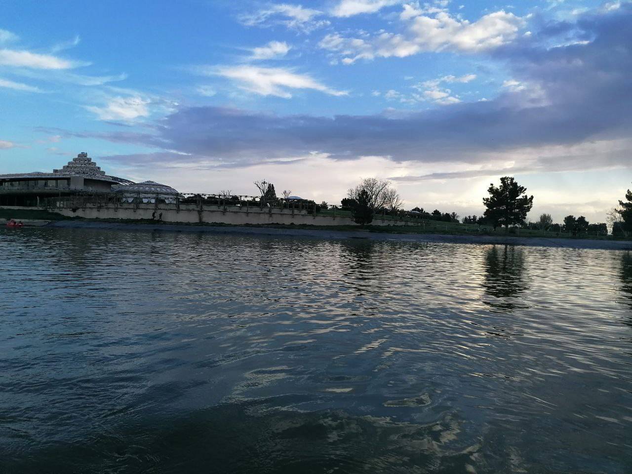 از