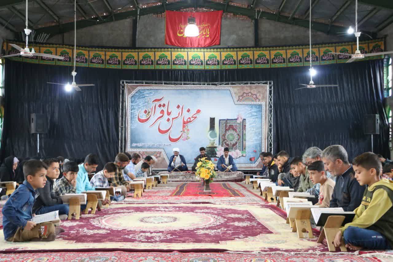 آیین جمع خوانی قرآن کریم در روستای ده زیارِ کرمان + تصاویر