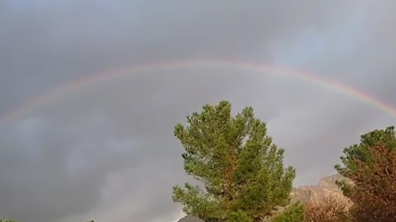 رویت رنگین کمان در آسمان روستای چهش + تصویر