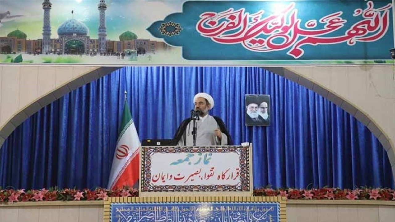اجازه ندهیم خون شهدا هدر برود/نیروی انتظامی پاسخ قاطع، کوبنده و پشیمان‌کننده به تجاوزگران بدهد