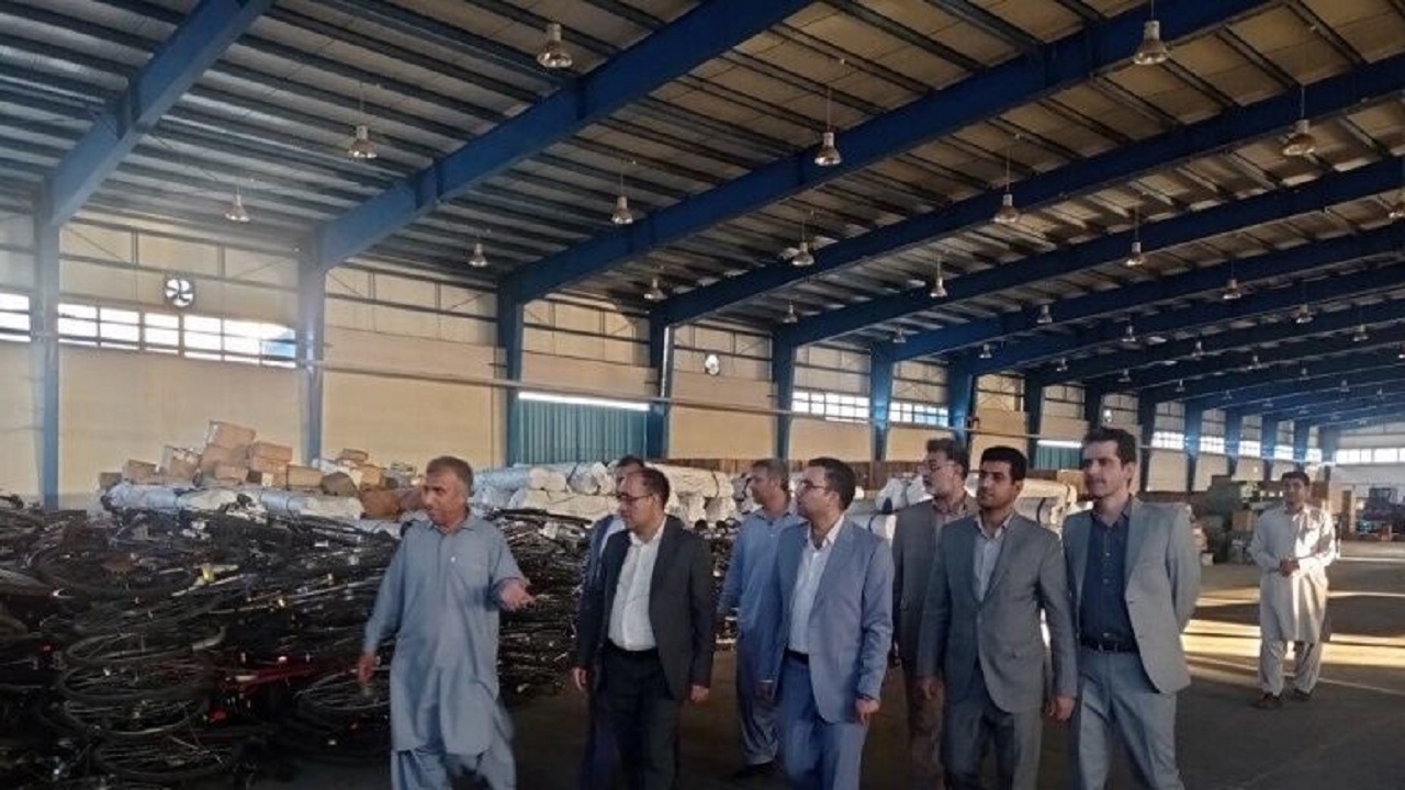 دستور پیگیری تعهدات طرف خارجی و تعیین تکلیف پروژه پرورش میگو رودیک دشتیاری