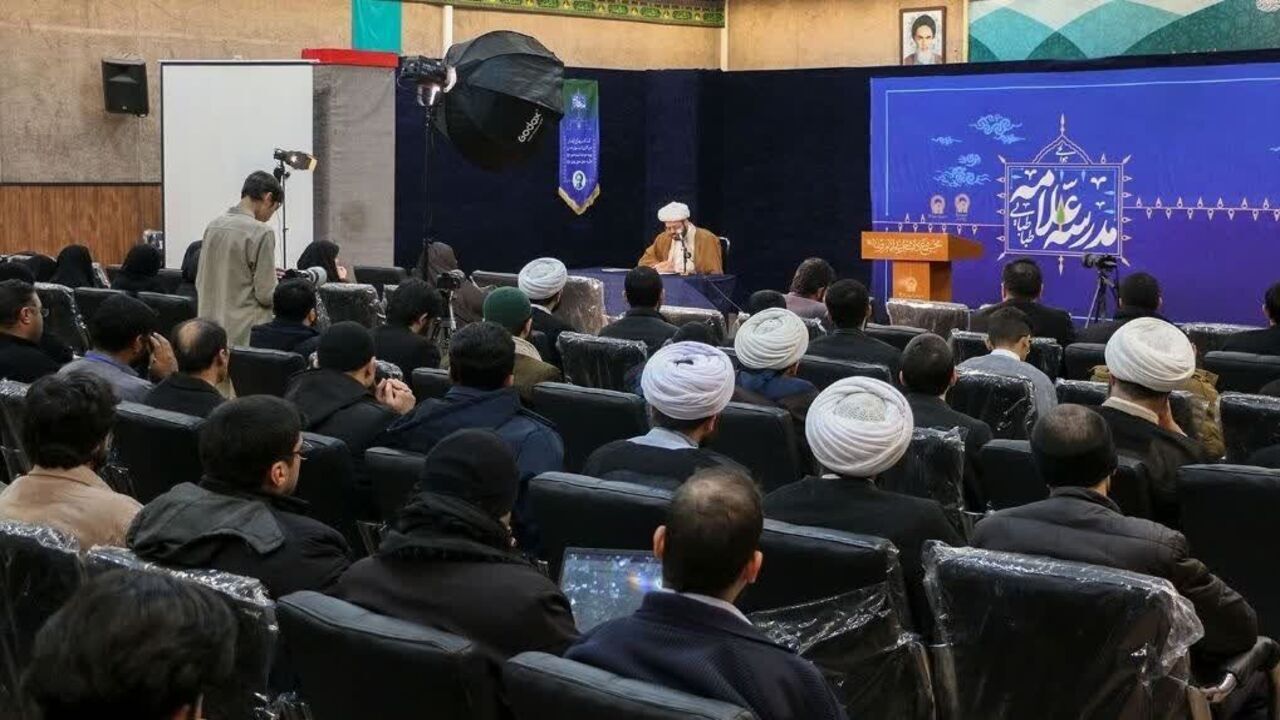 دوره معرفتی مدرسه علامه طباطبایی در مشهد برگزار شد