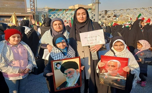حماسه آفرینی دانش آموزان در مراسم 9 دی