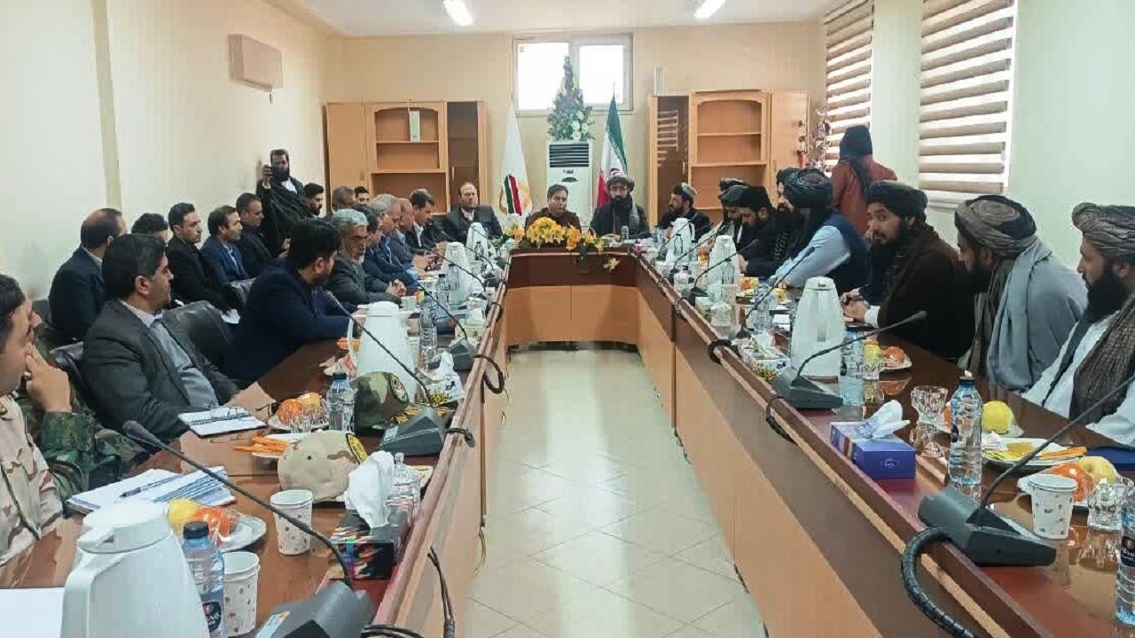 نشست نمایندگان اقتصادی خراسان رضوی و افغانستان در مرز دوغارون آغاز شد