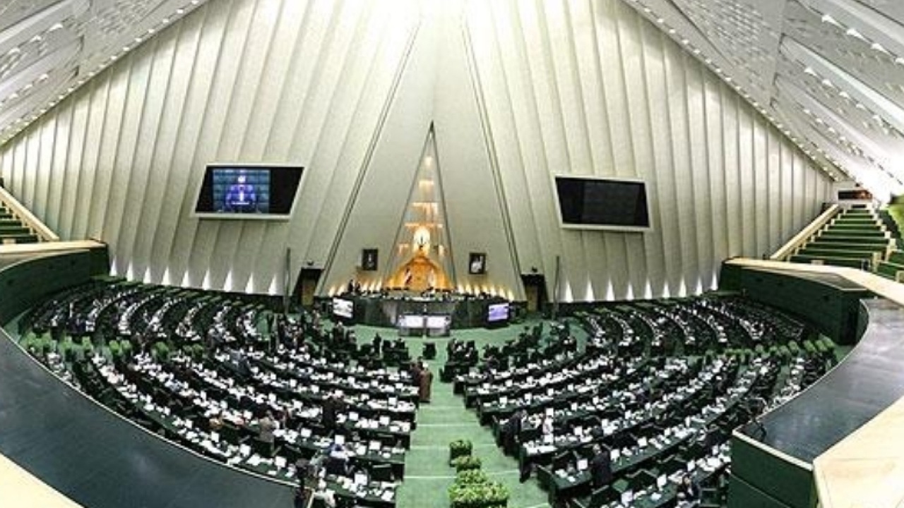 موافقت مجلس با کلیات موضوع پرداخت بدهی دولت به صنعت برق