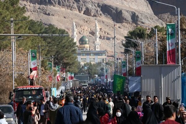 پاسخگویی به سوالات ثبتی توسط کارشناسان خبره ثبت اسناد و املاک