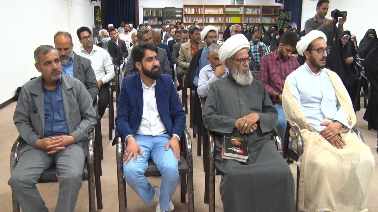 دیدار مداحان و شعرا با نماینده ولی فقیه در هرمزگان