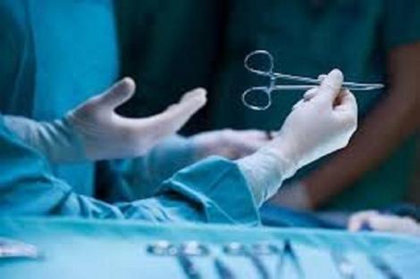 اختراع سیستم پایش سطح هوشیاری جراح و پرسنل اتاق عمل توسط مخترعان جوان شیرازی