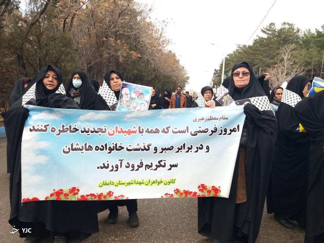 حال و هوای گلزار شهدای کرمان در آغازین روز از هفته مقاومت + تصاویر