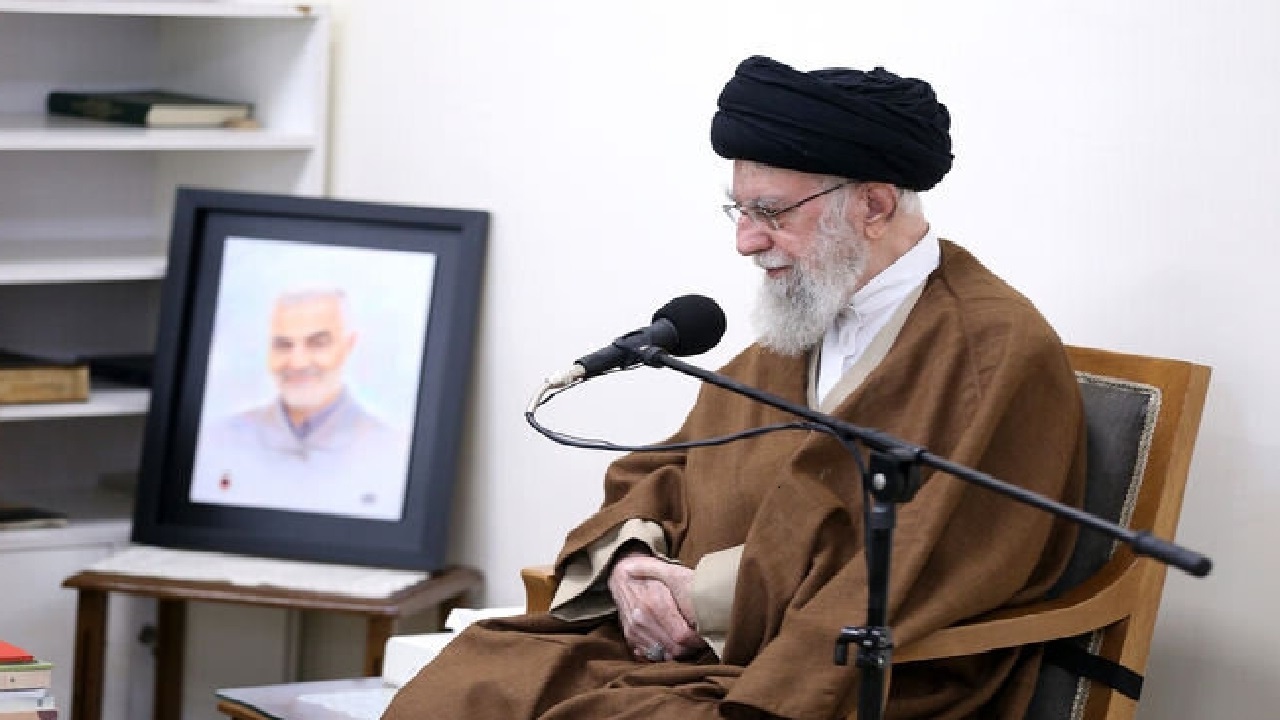 منظور رهبر انقلاب از جاری شدن کلام خداوند بر زبان ایشان چه بود؟