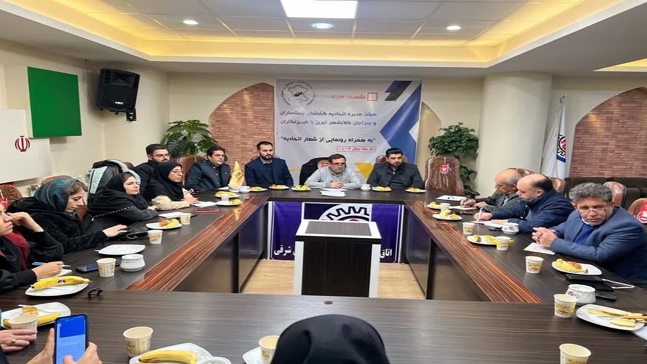 تولید  ۹۰ درصد کفش تمام چرم دست دوز کشور در تبریز