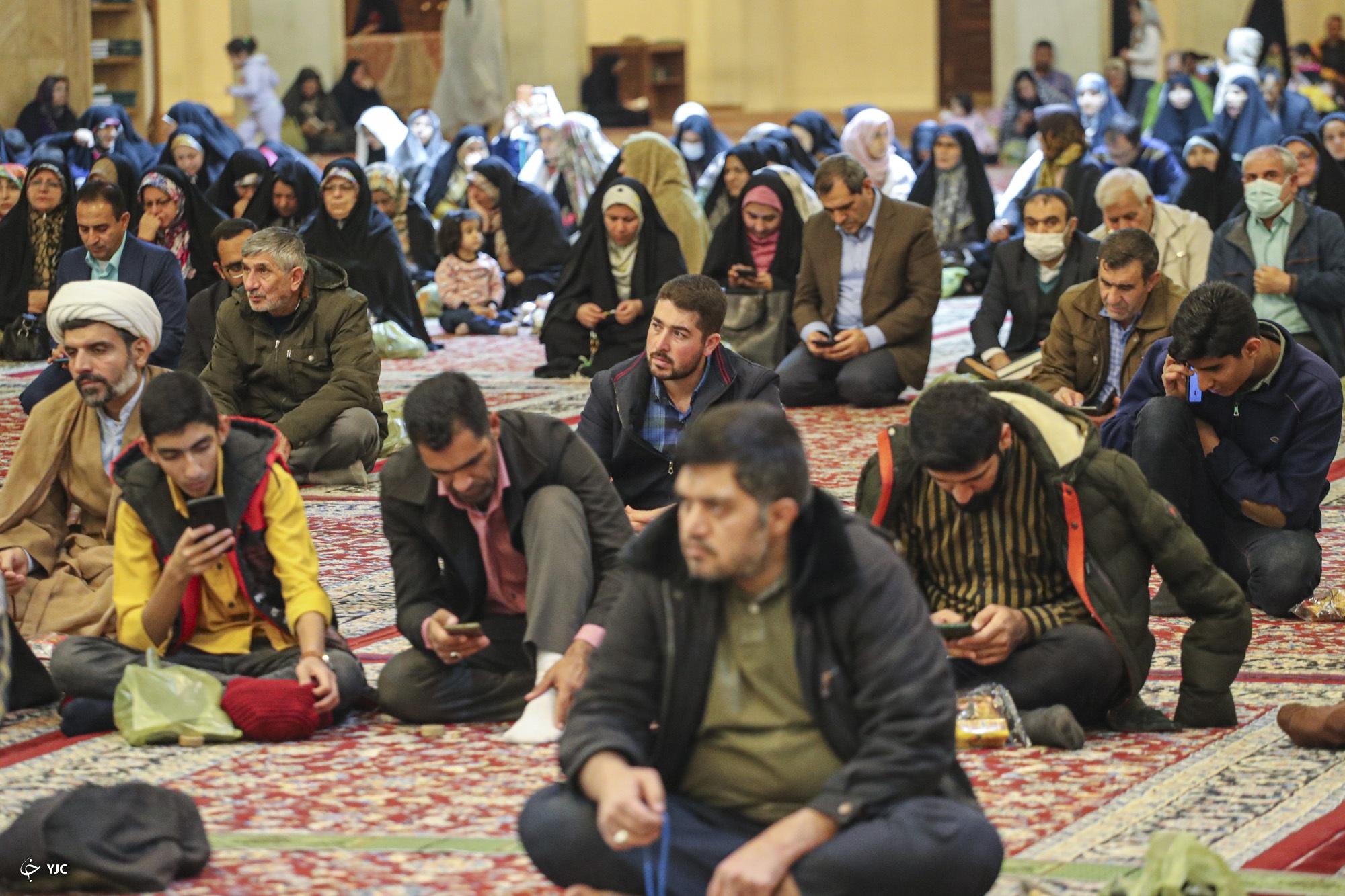 شاهچراغ، نور باران سالروز ولادت ام‌ابیها (س) + تصاویر