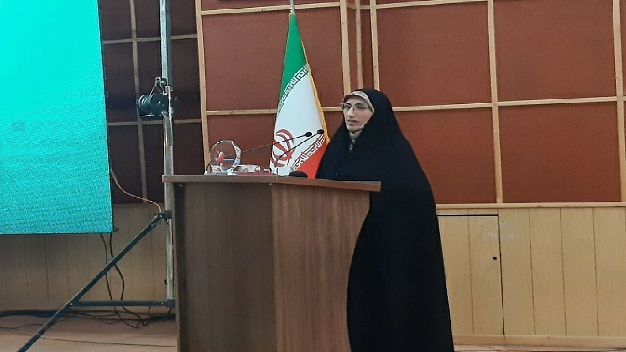 کنگره ملی بانوان تاثیرگذار به دنبال تحقق الگوی سوم زن است