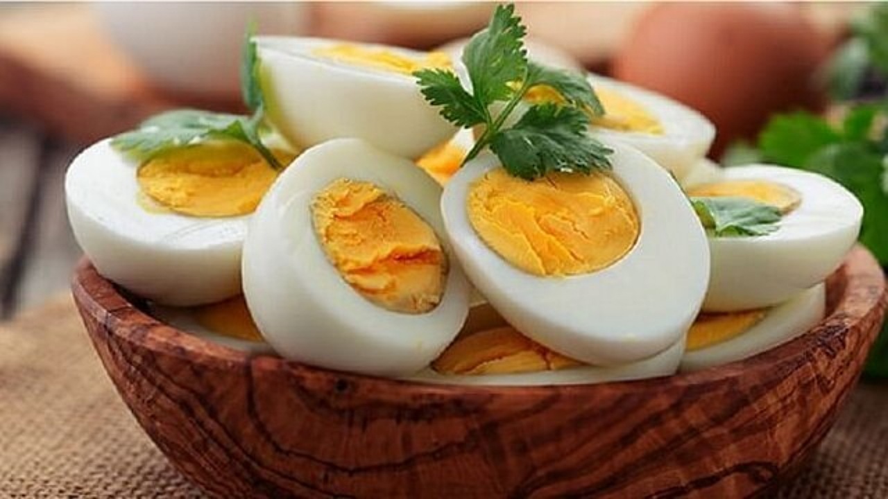 چه مقدار تخم مرغ در هفته مصرف کنیم؟ + فیلم