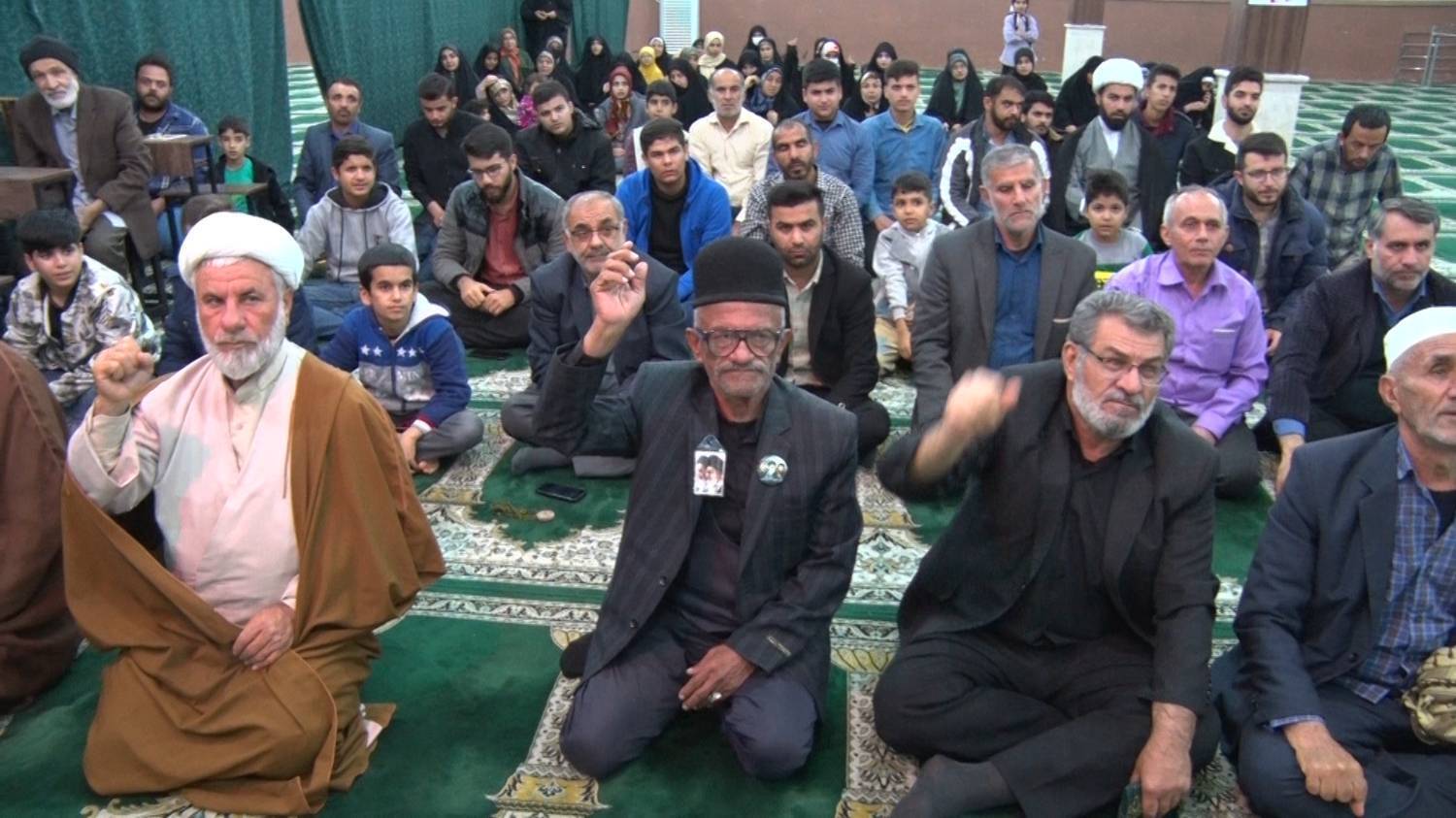 تجمع خودجوش خوزستانی‌ها در محکومیت حمله تروریستی کرمان