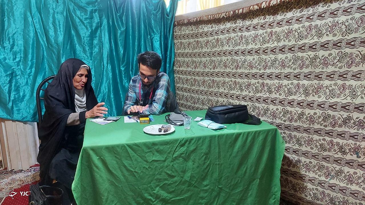 اردوی جهادی پزشکی در حاشیه شهر تایباد برگزار شد